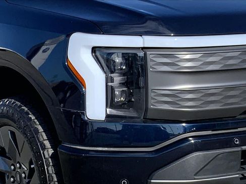 Used 2023 Ford F150 Lightning Lariat AWD/4WD image 23