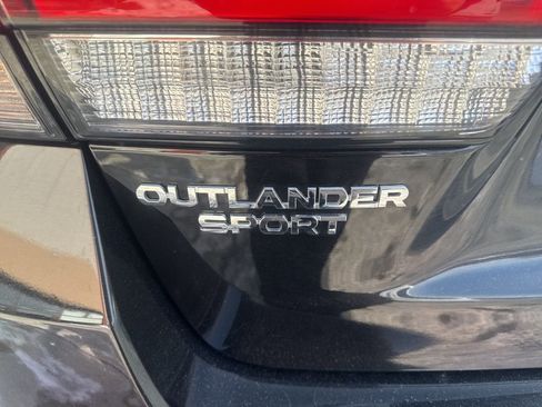 Used 2024 Mitsubishi Outlander Sport SE image 14