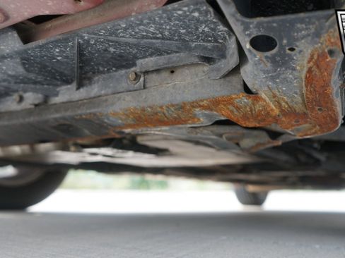 Used 2001 Cadillac Eldorado ESC w/ Comfort/Convenience Pkg image 21