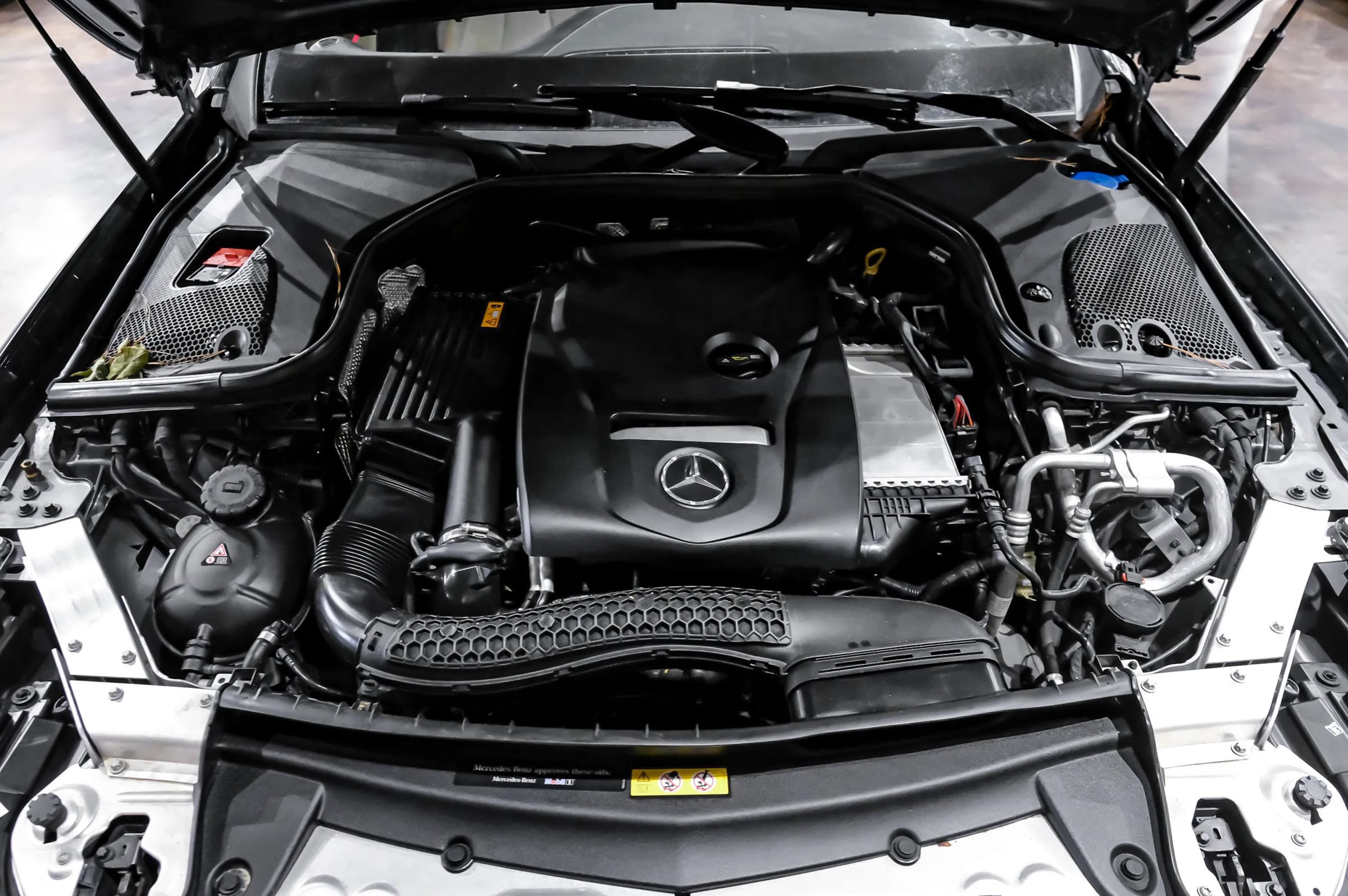 Used 2018 Mercedes-Benz E 300 image 50