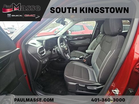 Certified 2024 Chevrolet TrailBlazer LT w/ LT Cold Weather Package image 4