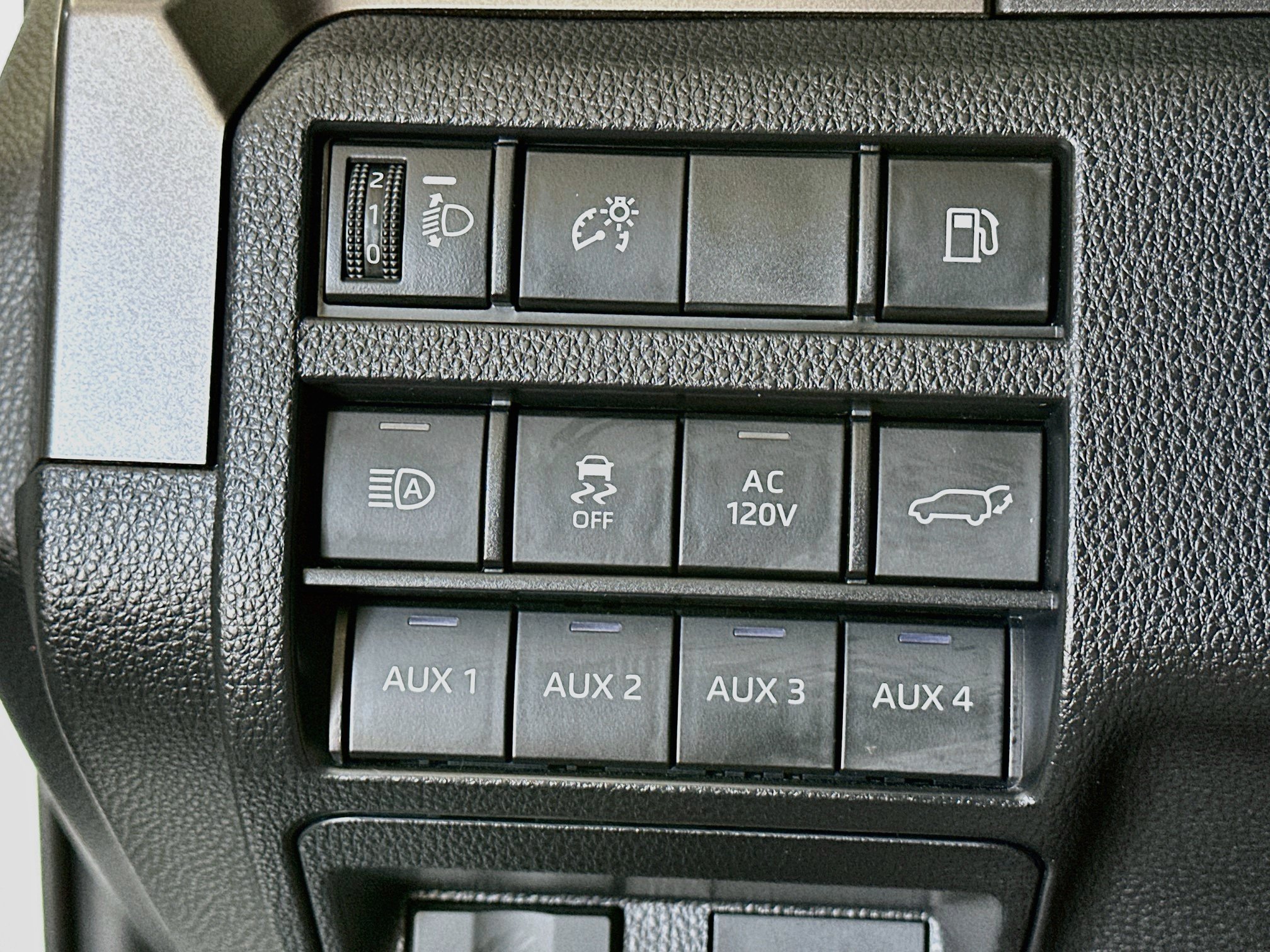 Used 2026 Toyota 4Runner TRD Off-Road Premium w/ Tow Technology Package AWD/4WD image 17