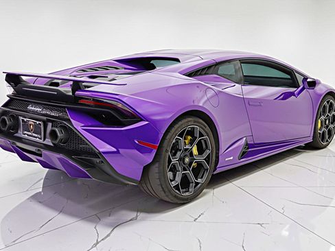 Used 2024 Lamborghini Huracan Tecnica RWD image 12