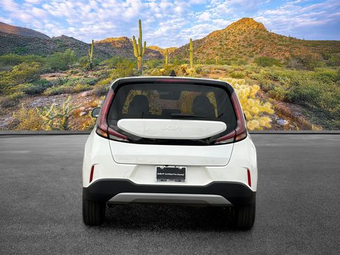 Certified 2024 Kia Soul LX w/ Option Group 015 FWD image 9