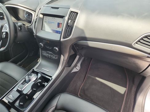 Used 2020 Ford Edge ST-Line FWD image 27