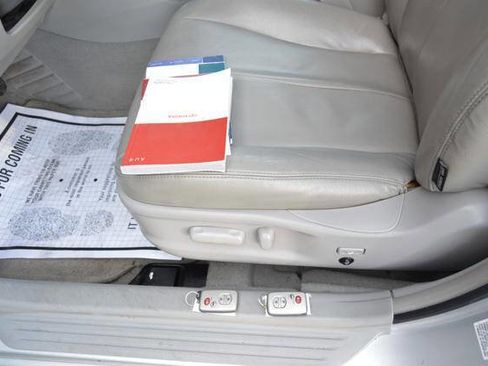 Used 2009 Toyota Camry Hybrid image 28