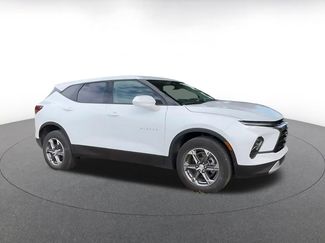 Used 2026 Chevrolet Blazer LT FWD video 2