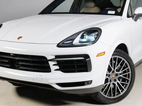 Used 2021 Porsche Cayenne Coupe image 30