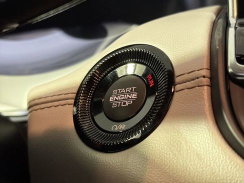 New 2026 Jeep Compass Limited image 21