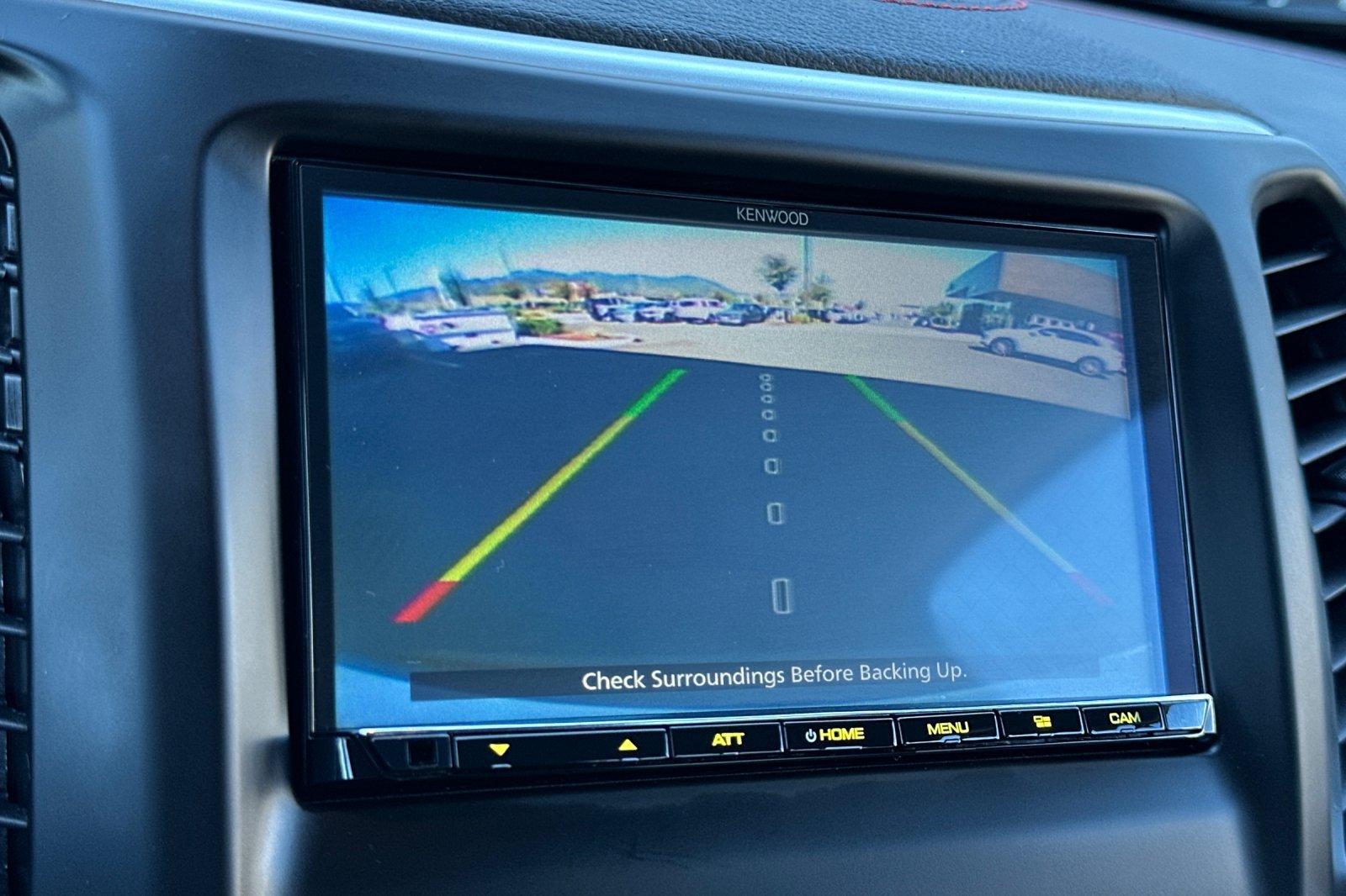 Used 2019 Jeep Cherokee Trailhawk AWD/4WD image 21