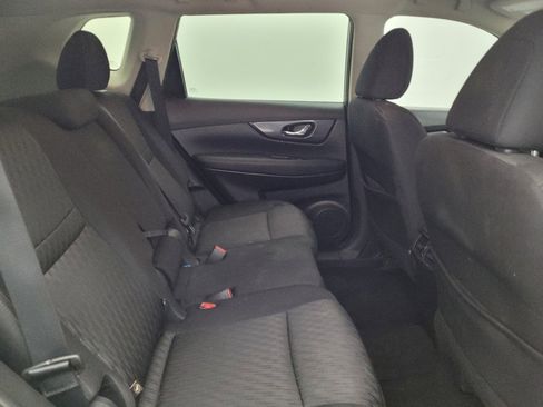 Used 2019 Nissan Rogue SV FWD image 19