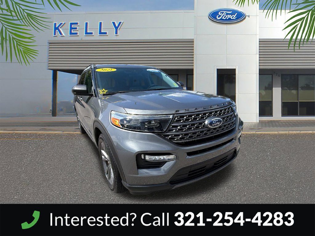 Used 2021 Ford Explorer XLT w/ Equipment Group 202A RWD image 9