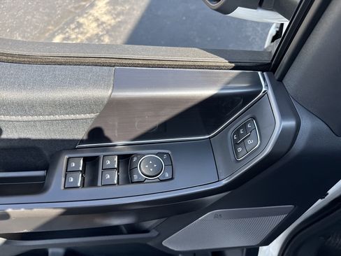 New 2025 Ford F150 Lariat w/ Equipment Group 501A Mid image 20