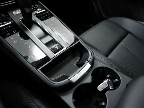 New 2026 Porsche Macan S AWD/4WD image 23