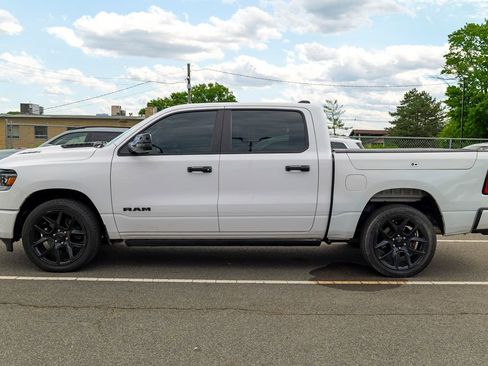 Used 2023 RAM 1500 Laramie AWD/4WD image 4