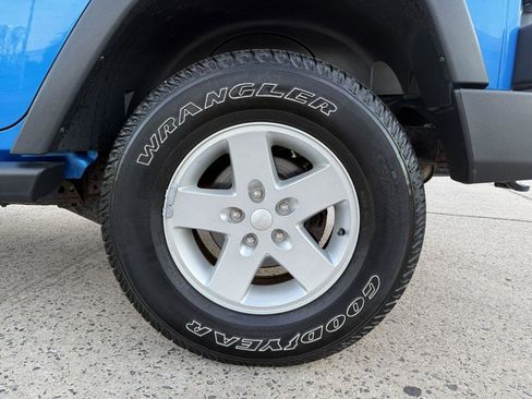 Used 2016 Jeep Wrangler Unlimited Sport w/ Quick Order Package 23S AWD/4WD image 34