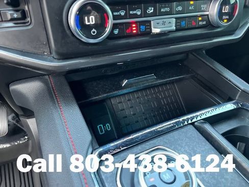 Used 2023 Ford Expedition Limited AWD/4WD image 30