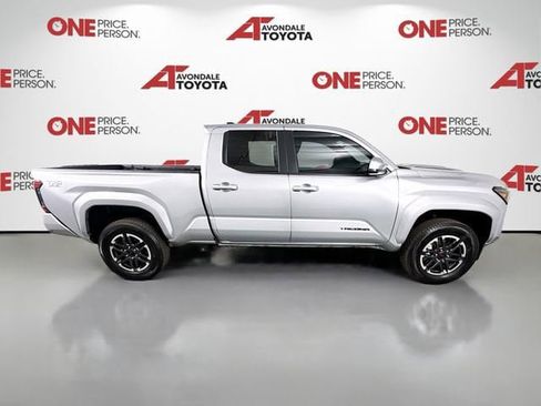 Certified 2025 Toyota Tacoma TRD Sport image 8
