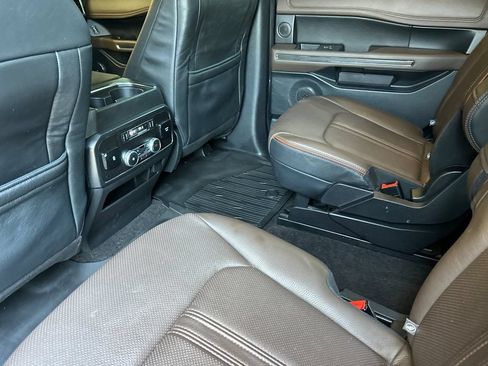 Used 2020 Ford Expedition King Ranch AWD/4WD image 12
