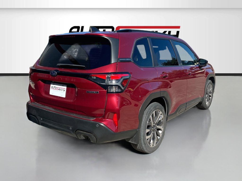 Used 2025 Subaru Forester Touring AWD/4WD image 7
