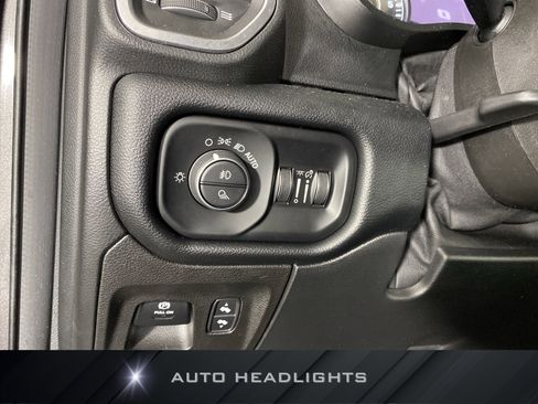 Used 2021 RAM 1500 Laramie image 26