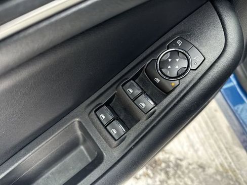 Used 2022 Ford Edge SEL w/ Convenience Package image 17