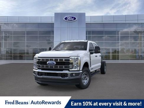 New 2025 Ford F350 XL w/ XL Chrome Package image 2