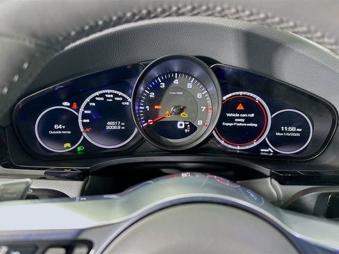 Used 2021 Porsche Cayenne Coupe image 13