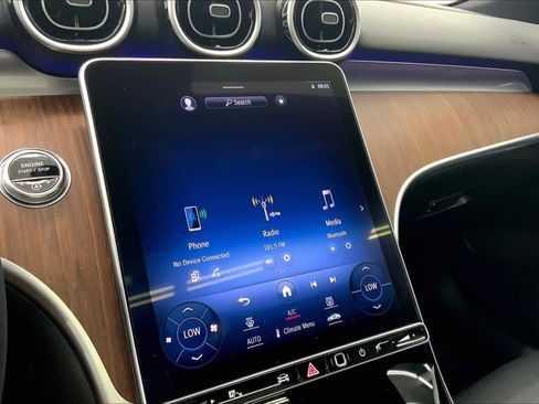 Used 2023 Mercedes-Benz C 300 Sedan image 23