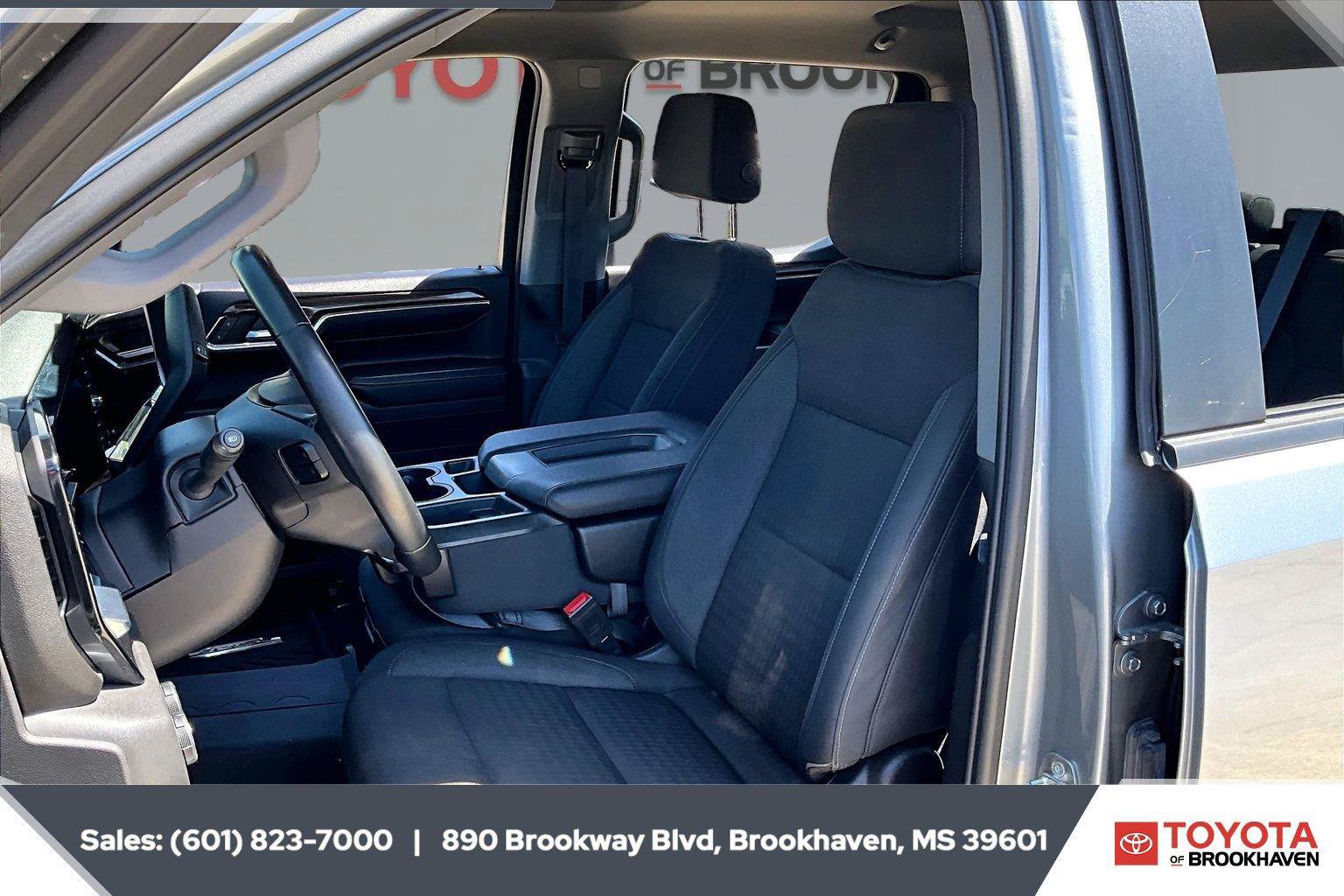 Used 2024 Chevrolet Silverado 1500 LT Trail Boss w/ Protection Package AWD/4WD image 18