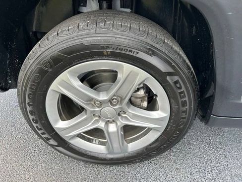 Used 2023 Jeep Compass Latitude w/ Convenience Group AWD/4WD image 54