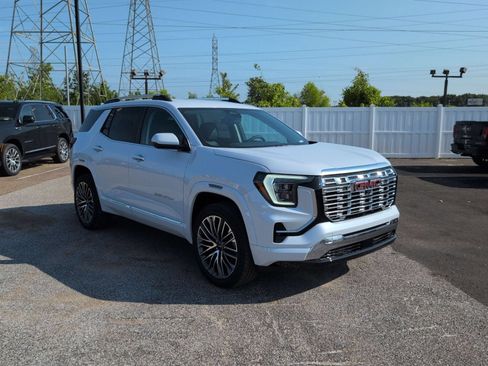 New 2026 GMC Terrain Denali AWD/4WD image 8