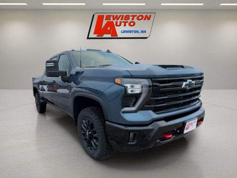 New 2026 Chevrolet Silverado 3500 LT w/ Trail Boss Package image 7