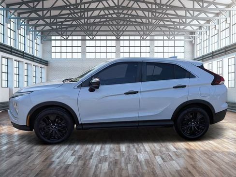 Used 2022 Mitsubishi Eclipse Cross LE FWD image 7