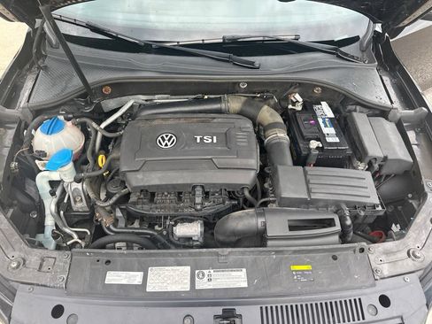 Used 2015 Volkswagen Passat 1.8T SE FWD image 26