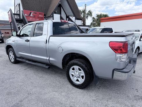 Used 2012 Toyota Tundra 4x4 Double Cab w/ SR5 Pkg image 3