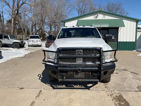 Used 2011 RAM 3500 ST w/ PWR & Remote Entry Group image 4