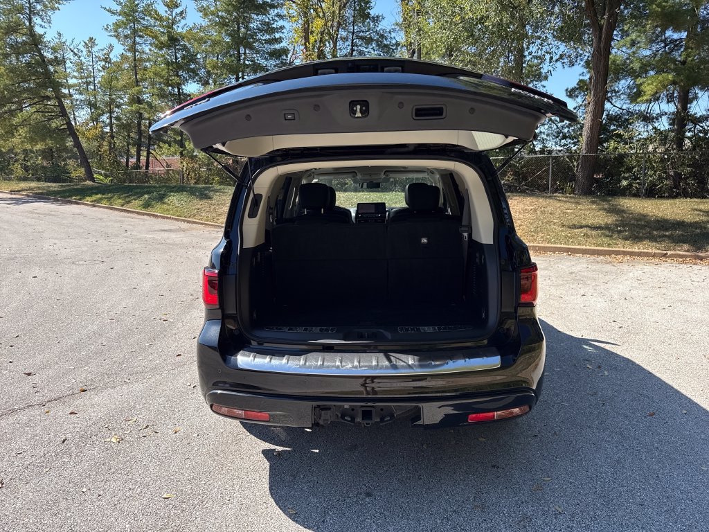 Used 2024 INFINITI QX80 Luxe w/ Cargo Package AWD/4WD image 27