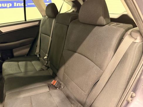 Used 2016 Subaru Outback 2.5i Premium image 24