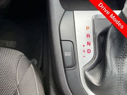 Used 2023 Kia Forte LXS w/ LXS Technology Package FWD image 13