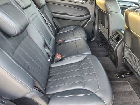 Used 2018 Mercedes-Benz GLS 450 4MATIC image 32