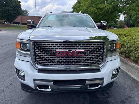 Used 2016 GMC Sierra 3500 Denali w/ Driver Alert Package AWD/4WD image 3