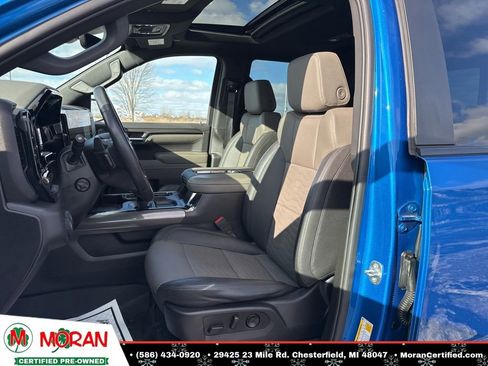 Used 2022 Chevrolet Silverado 1500 ZR2 w/ Technology Package image 14