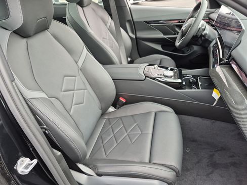 New 2027 BMW 540i xDrive w/ Executive Package AWD/4WD image 34