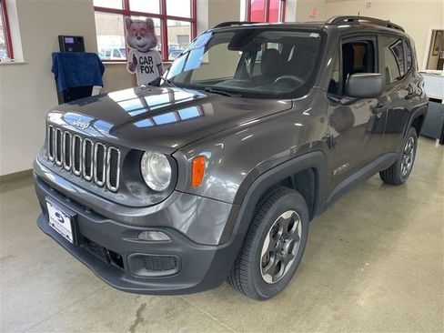 Used 2018 Jeep Renegade Sport w/ Power & Air Group image 2