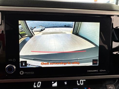 Used 2024 Toyota Tundra SR5 w/ SR5 Premium Package AWD/4WD image 29