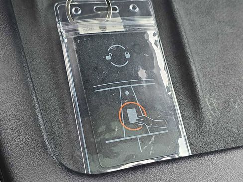 Used 2023 Tesla Model 3 Standard Range image 24