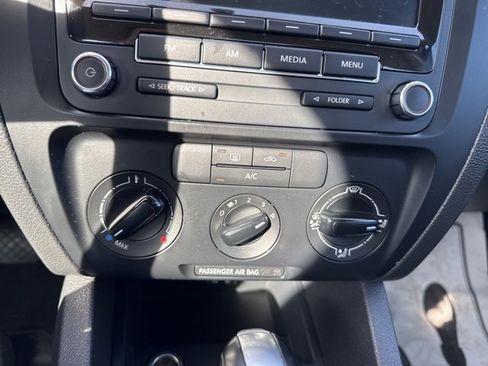 Used 2014 Volkswagen Jetta S image 17