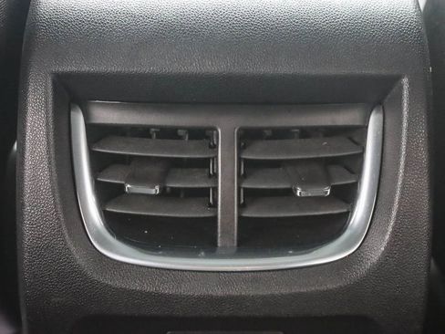 Used 2021 Chevrolet Blazer LT image 20