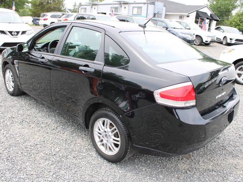 Used 2008 Ford Focus SE FWD image 9